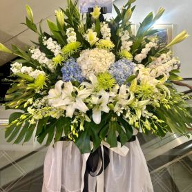 Condolences Wreath - XL
