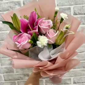 Lily Serenade - Pink Lily and Roses Bouquet